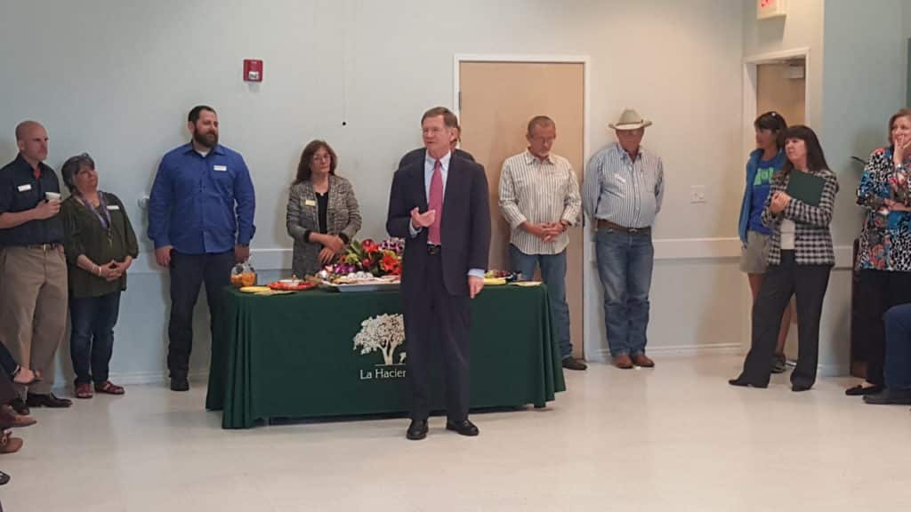 Lamar Smith visits La hacienda Treatment Center