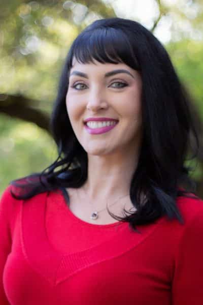 Alisa Knipp, coordinator, admissions financial