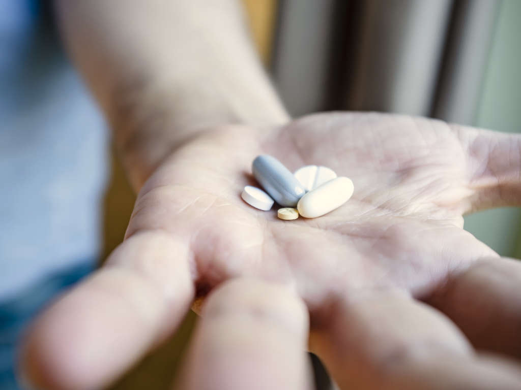 Naloxone Sublingual Tablet and Long Acting Opioids | La Hacienda